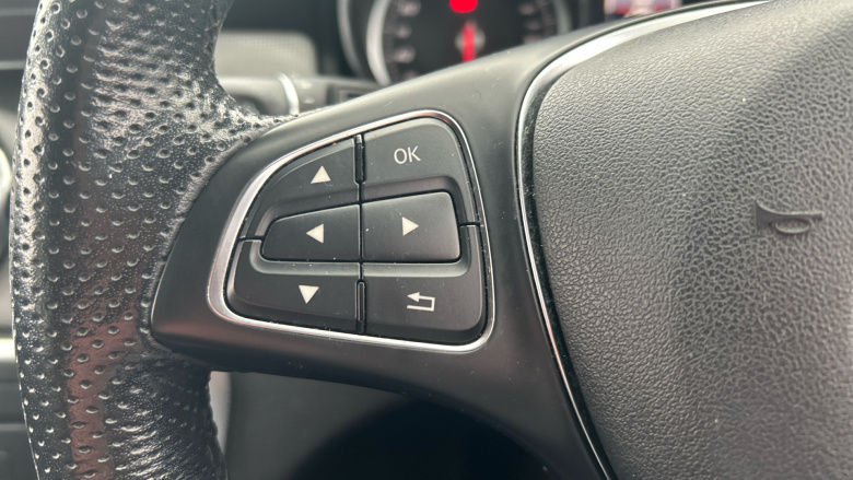 Mercedes-Benz GLA 200 Sport 5dr Petrol Hatchback